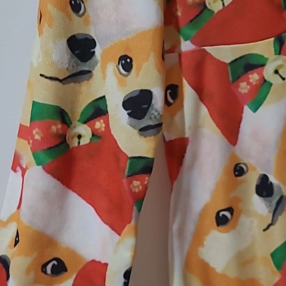 Rosegal size 2x dogs wearing Christmas hats shirt - Picture 2 of 5